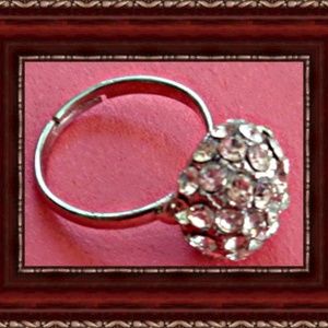 Silver Tone Size 5 Ring With Clear Crystals
